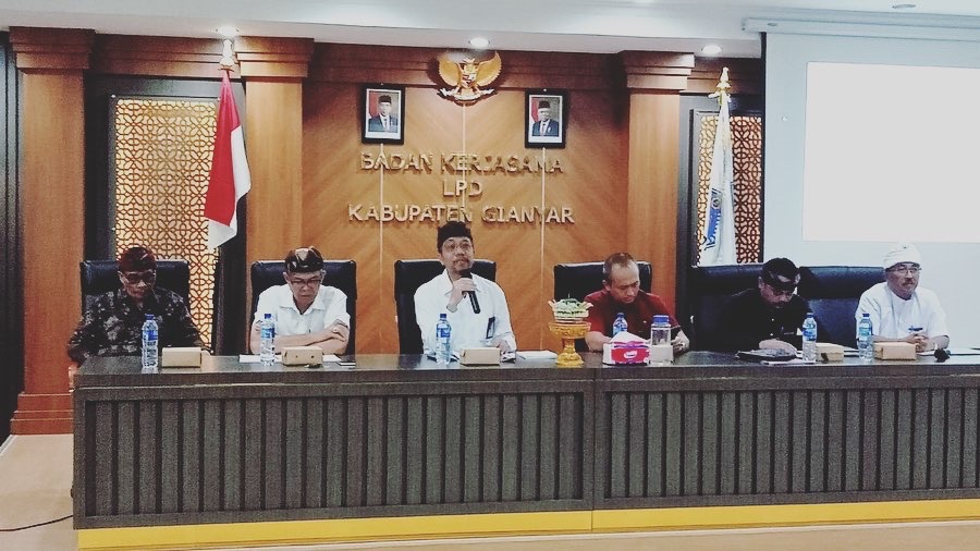 Bimtek Kepada LPD di kantor BKS-LPD Kabupaten Gianyar