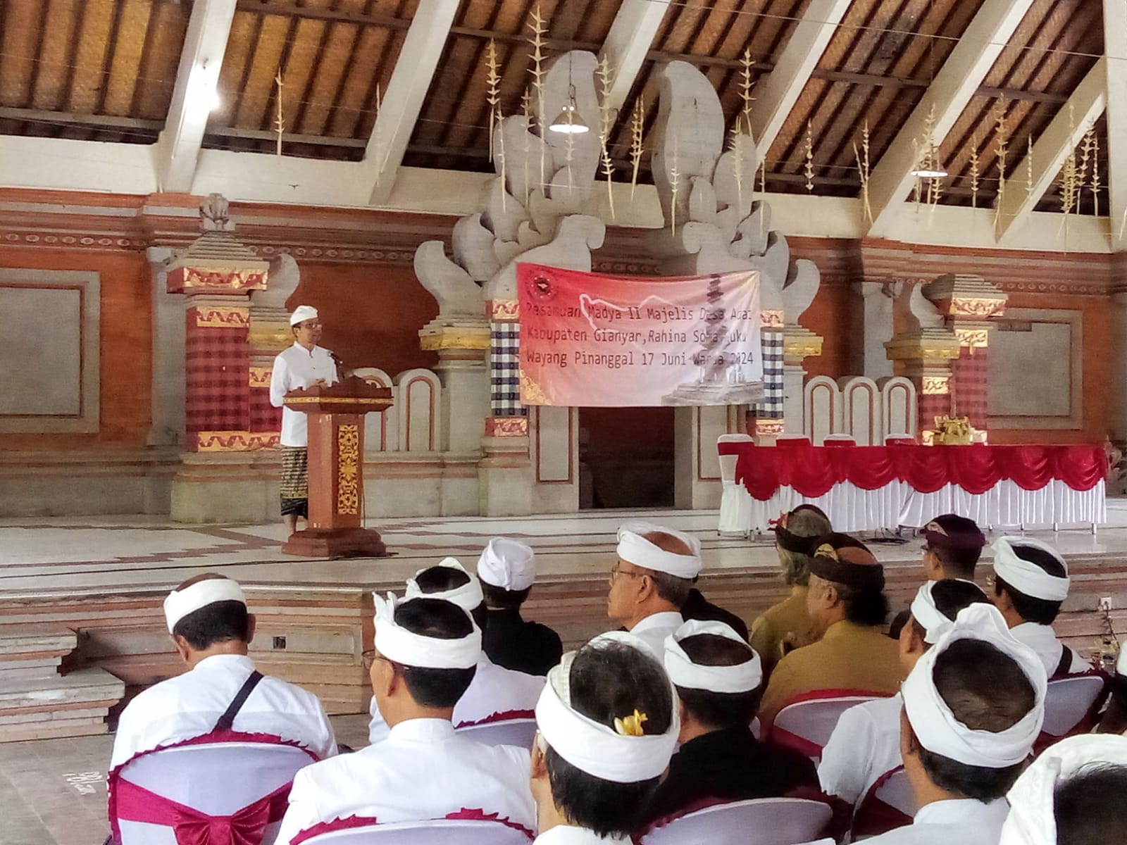 Pesamuan Madya II Majelis Desa Adat (MDA) Kabupaten Gianyar Digelar