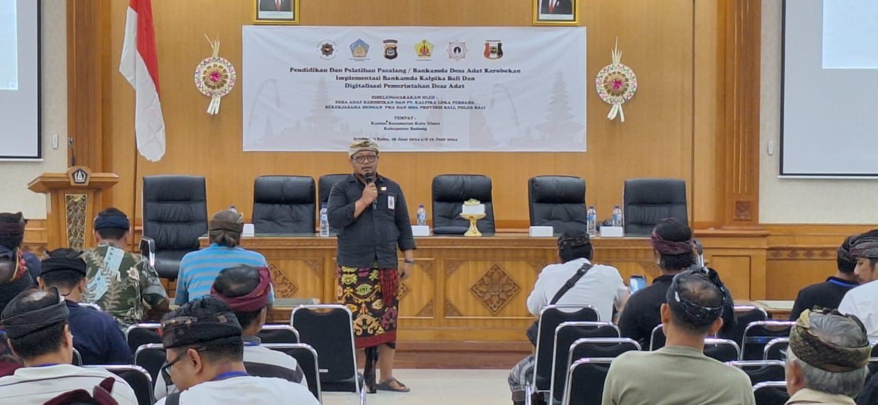 Pelatihan Pacalang dan Bankamda Desa Adat Kerobokan