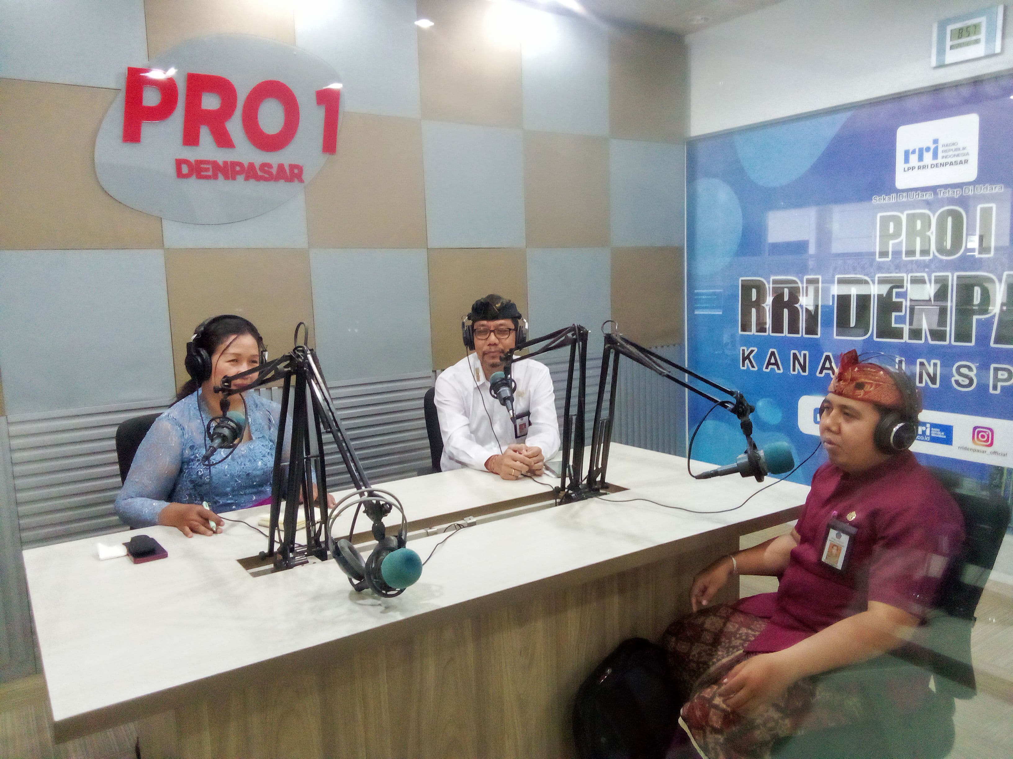 Desa Adat Sebagai Wadah Tradisi, Seni, Budaya dan Kearifan Lokal Bali