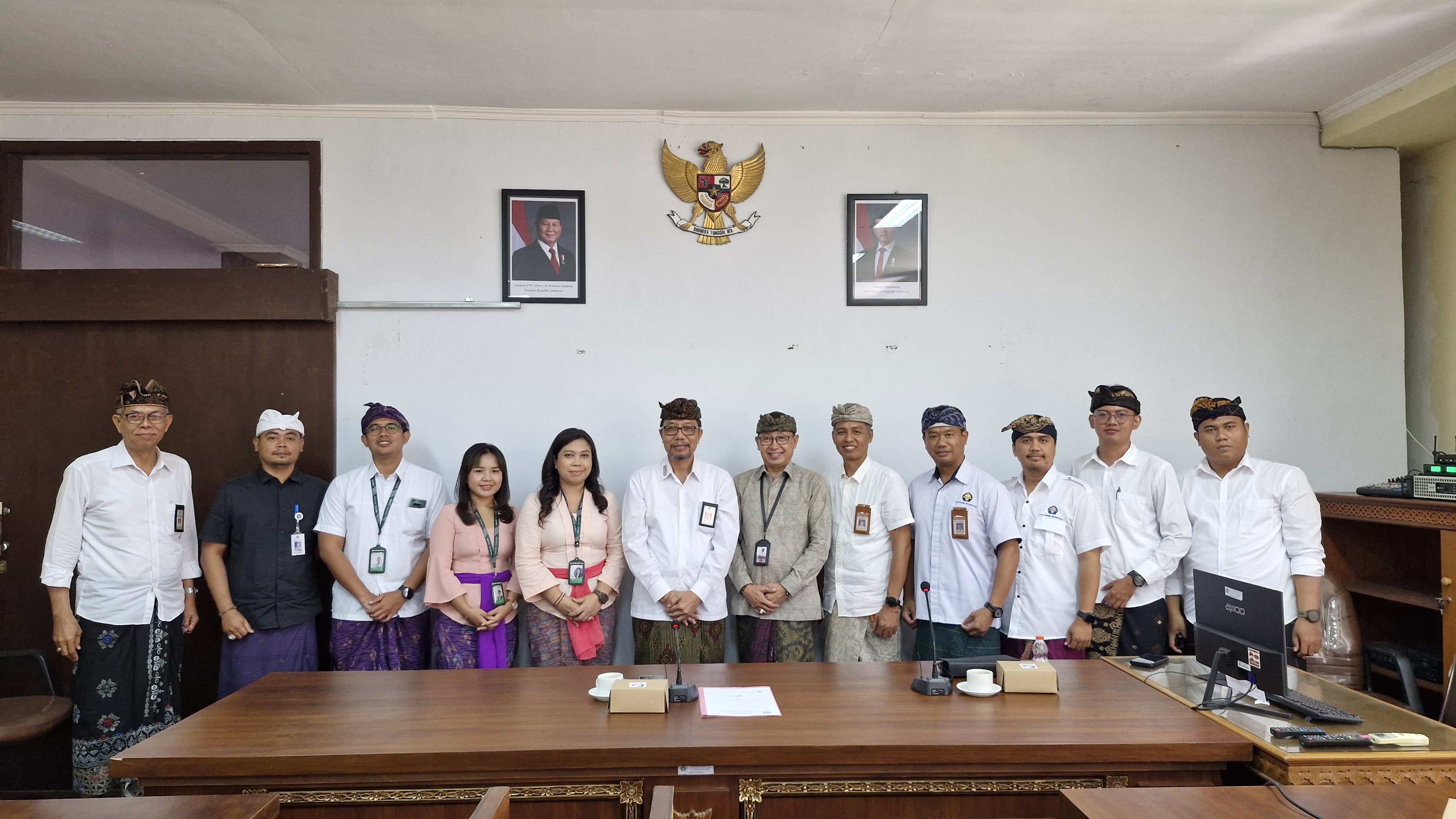 Kadis PMA Prov. Bali Gelar Rapat Bersama Politeknik Negeri Bali