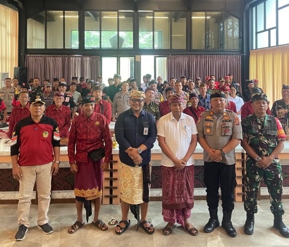 Sosialisasi SIPANDU BERADAT di Kantor BKS LPD Karangasem