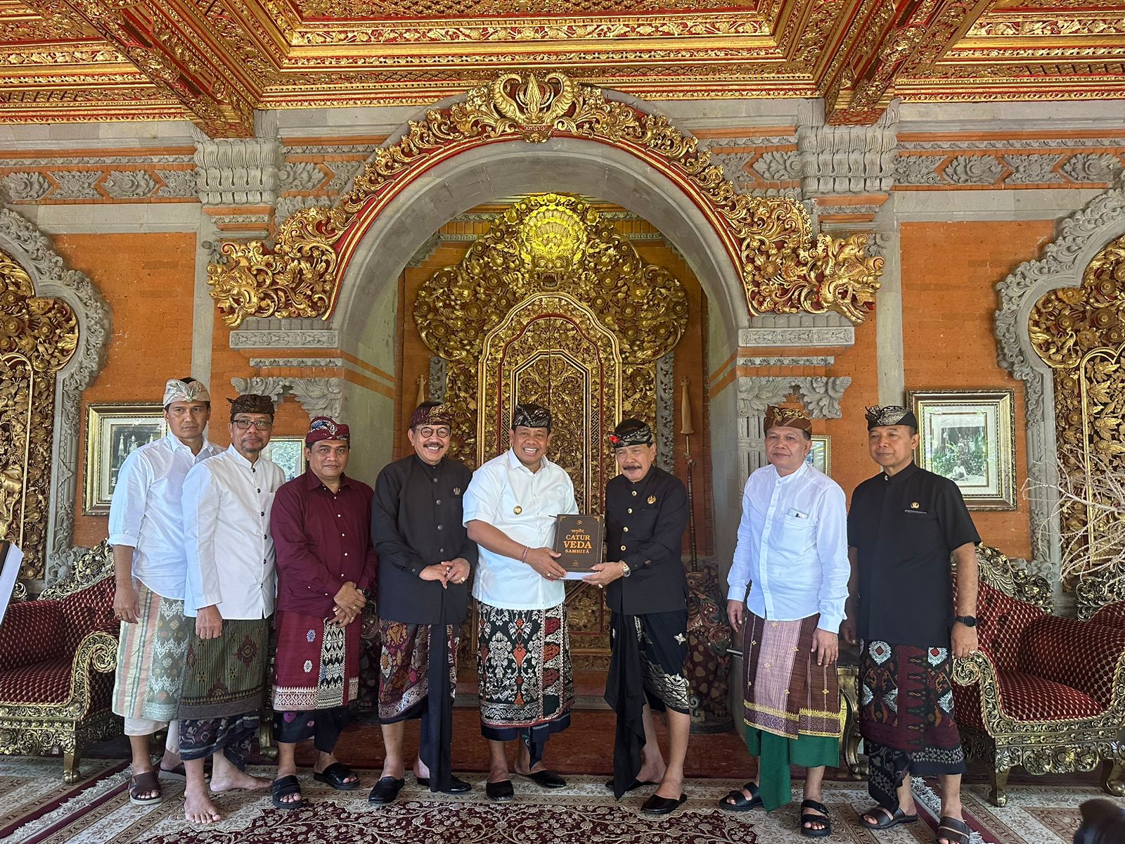 Kadis DPMA Dampingi Pj. Gubernur Bali Kunjungan ke - Puri Ubud, Gianyar