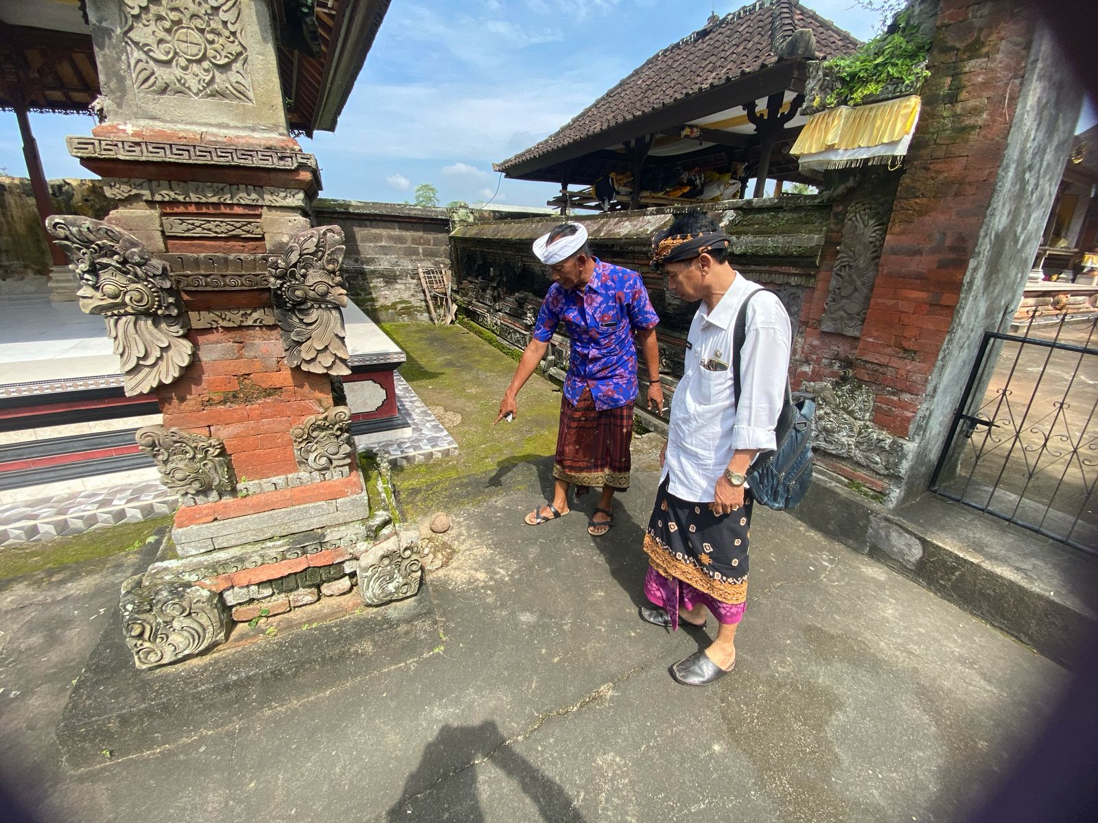 Monitoring dan Evaluasi Peristiwa Pencurian Pandeman Palinggih di Pura Puseh Desa Adat Temesi