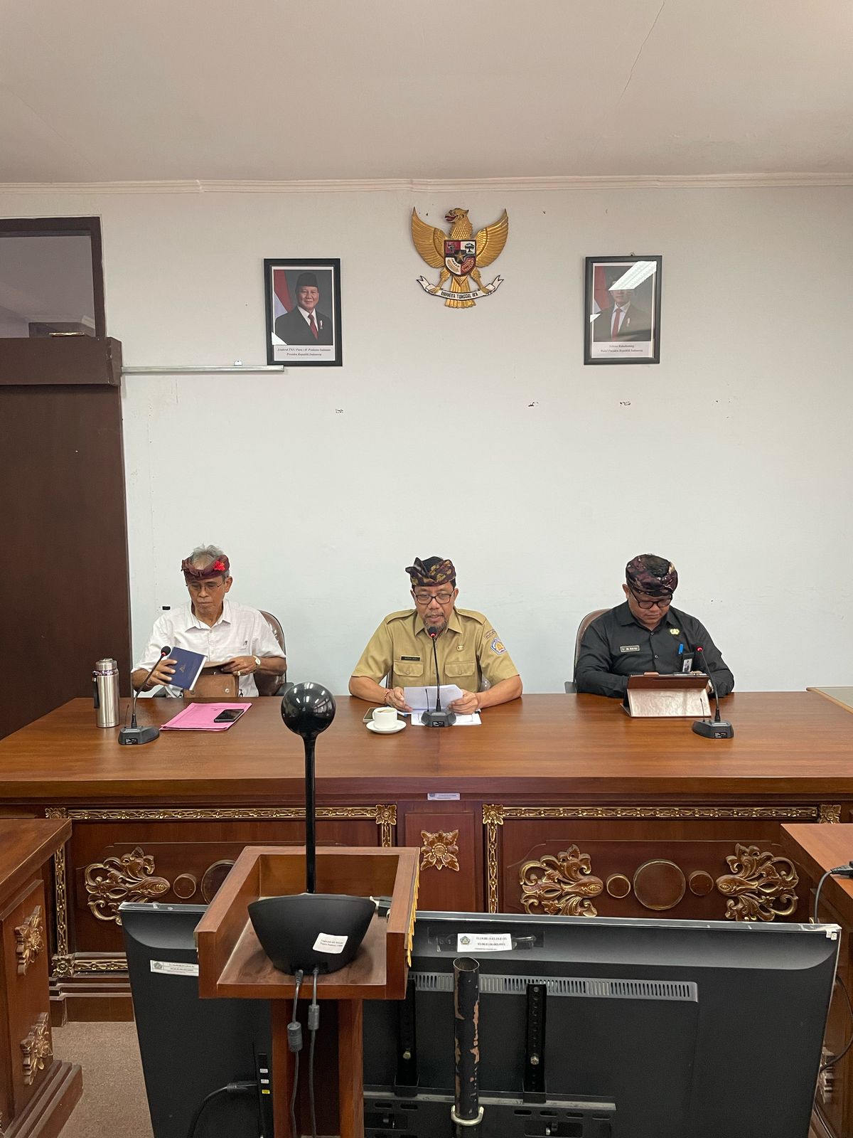 Kadis DPMA Pimpin Rapat Koordinasi Persiapan Upacara Gelar Agung Pacalang se-Bali Tahun 2025