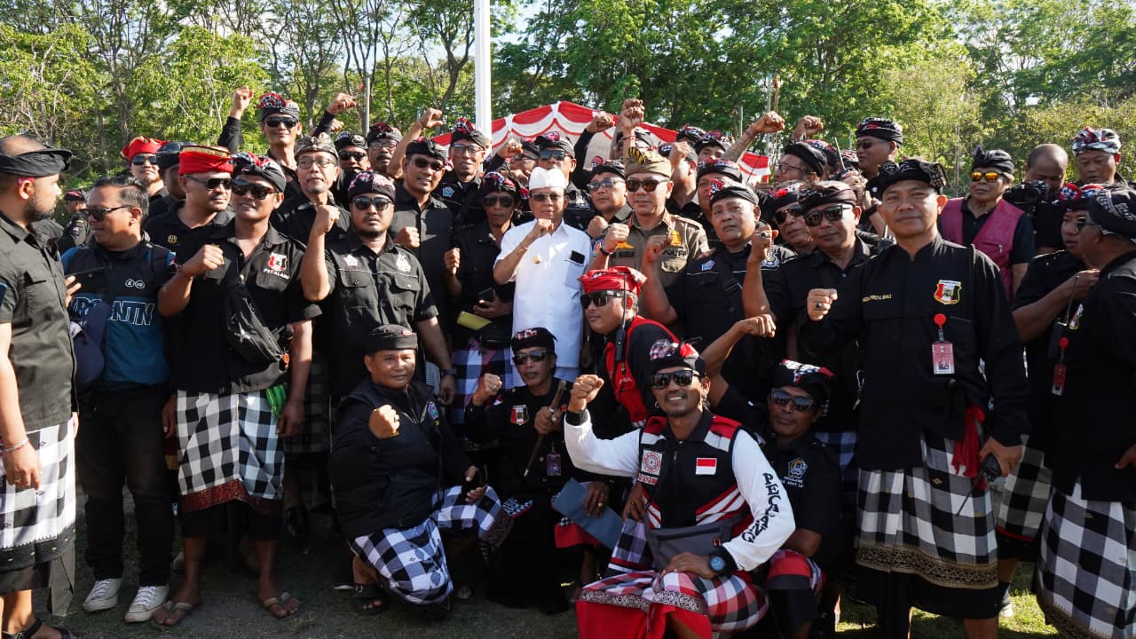 Pernyataan Sikap Pecalang Bali Pada Gelar Agung di Renon