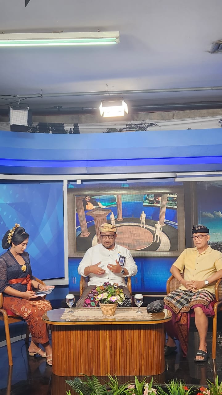 Kepala Bidang Pemajuan Hukum Adat Hadir Sebagai Narasumber Dialog Wacana Publik TVRI Bali