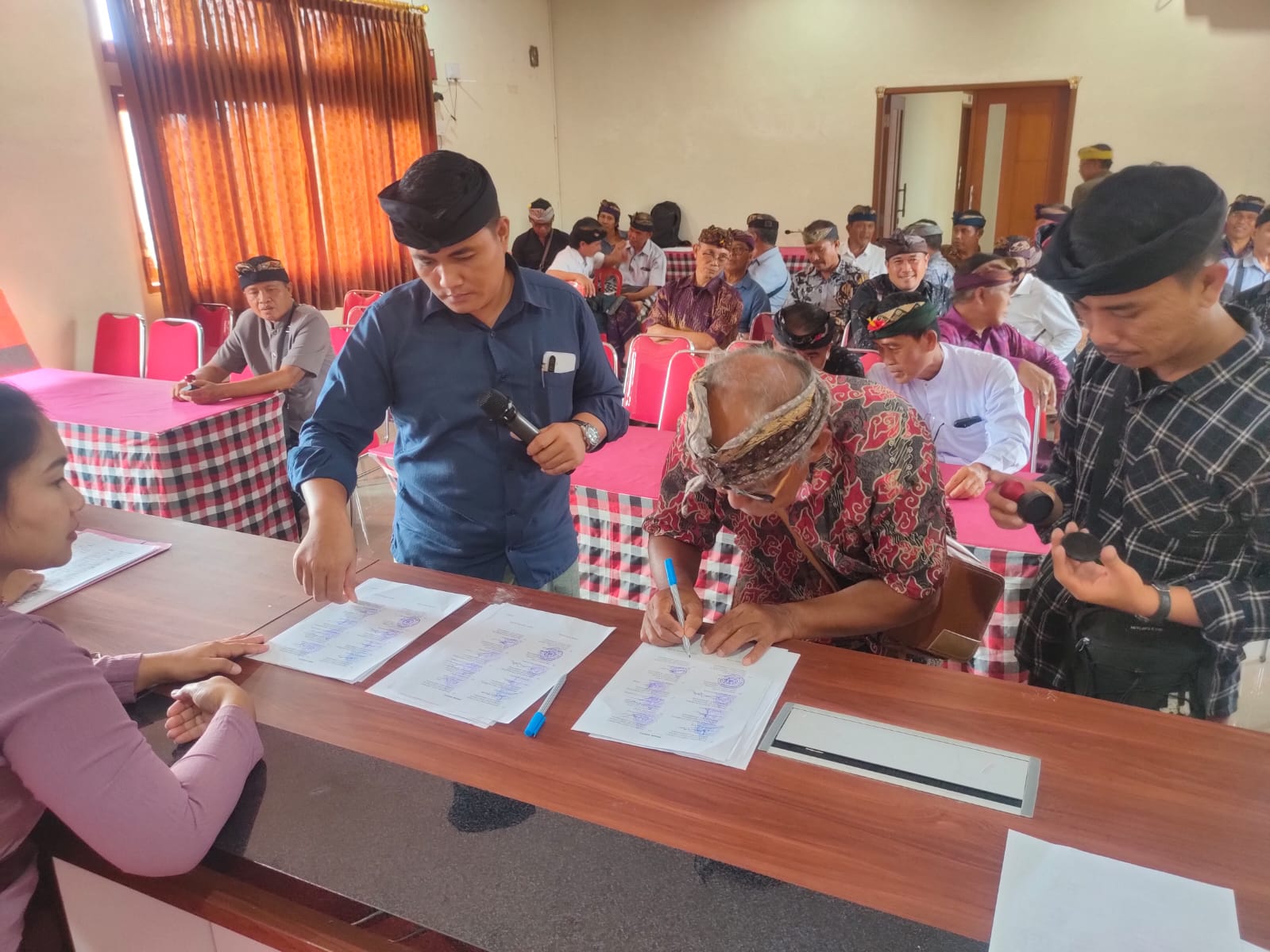 Penandatanganan NPHD Dana Hibah Desa Adat 2026 Digelar di Jembrana