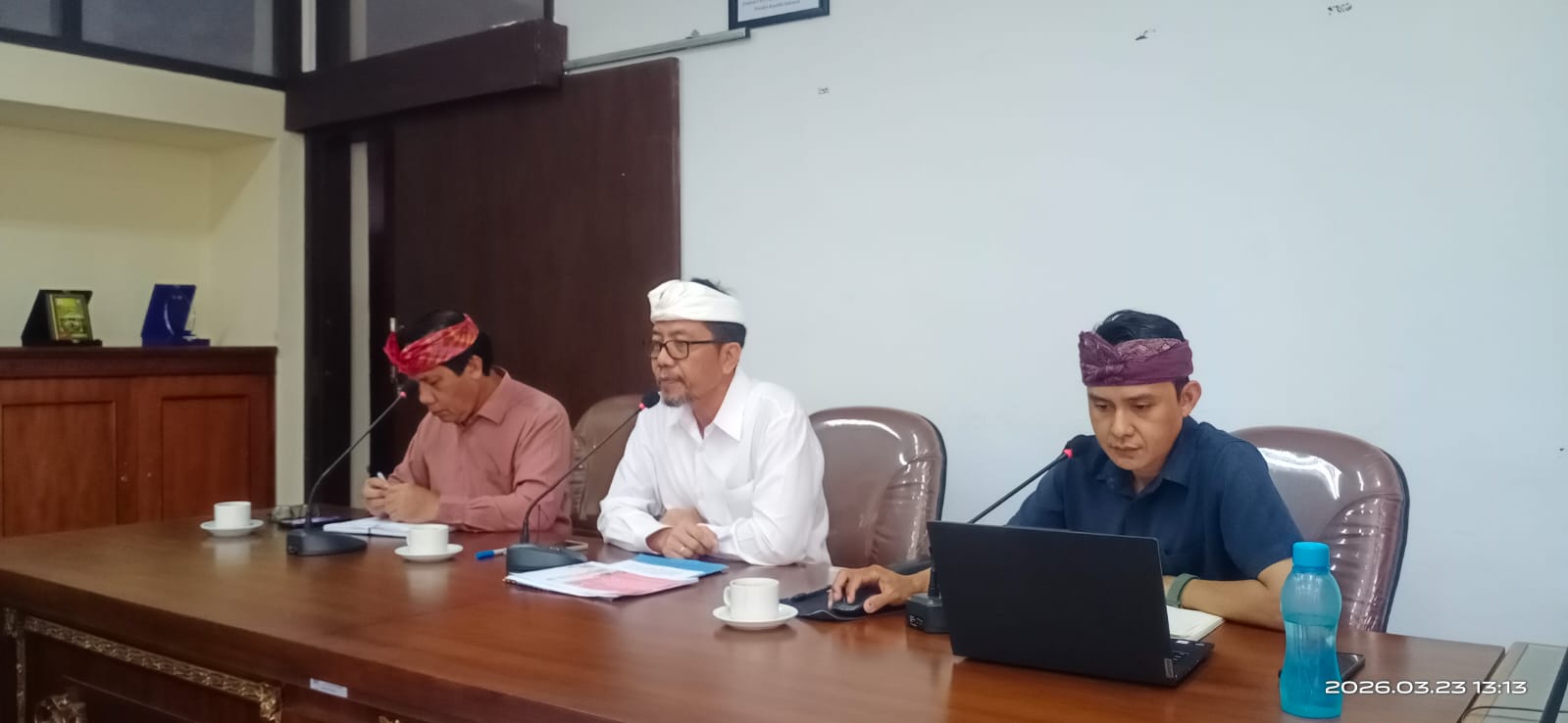 Dinas PMA Provinsi Bali Gelar Sosialisasi Hibah MDA dan Desa Adat Tahun 2027 serta SE Gubernur Bali tentang Tatanan Pemedek di Besakih