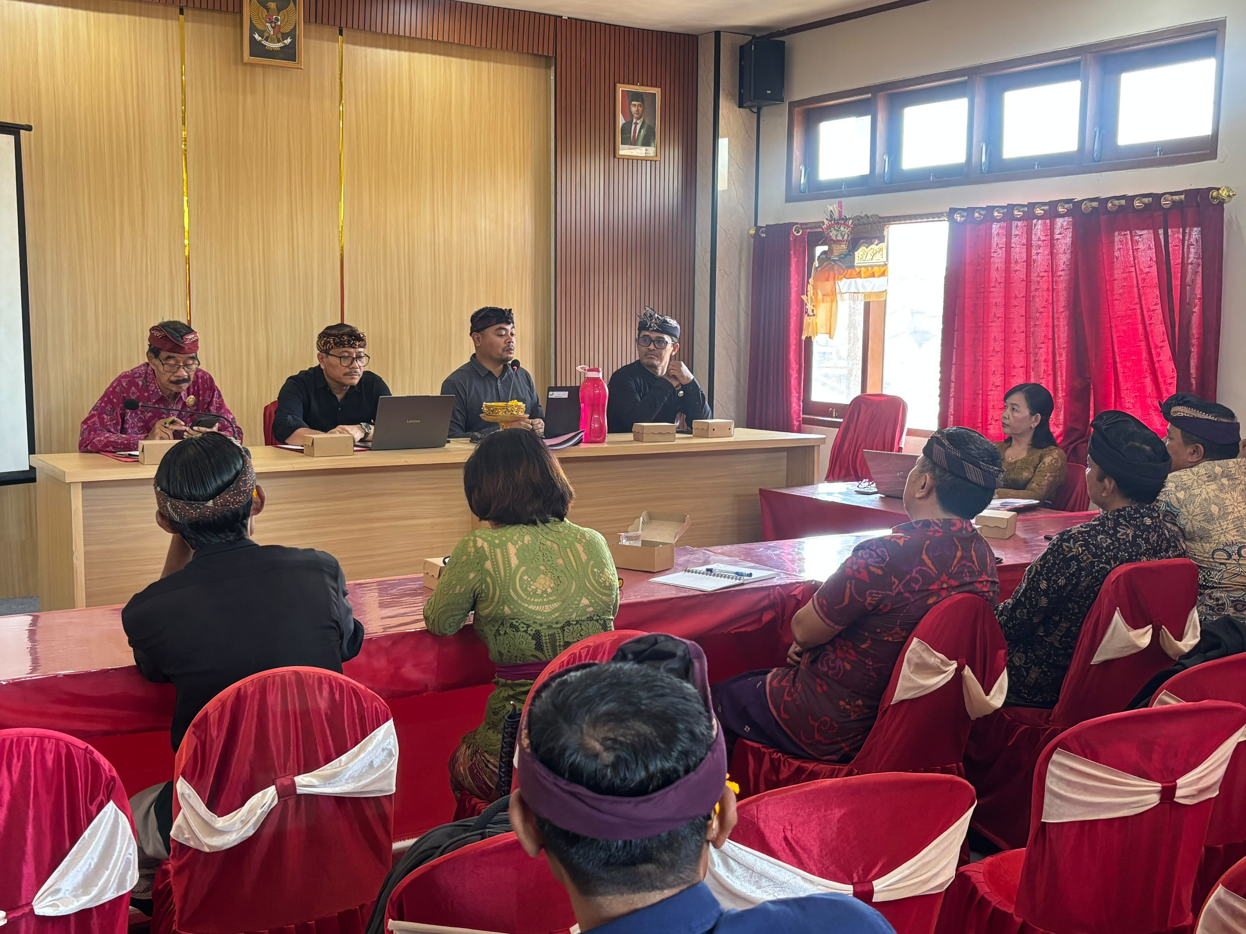 Bidang Pembinaan Perekonomian Desa Adat Laksanakan Rakor Pembinaan dan Pendampingan LPD Desa Adat Lumbanan