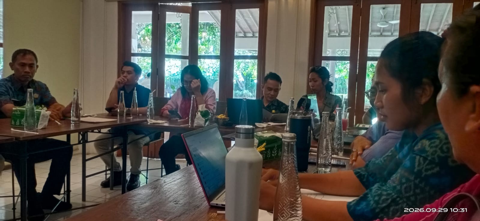 Kabid Pembinaan Pemerintahan Desa Adat Hadiri Rakor Tim Teknis Data Kerohaniwan Provinsi