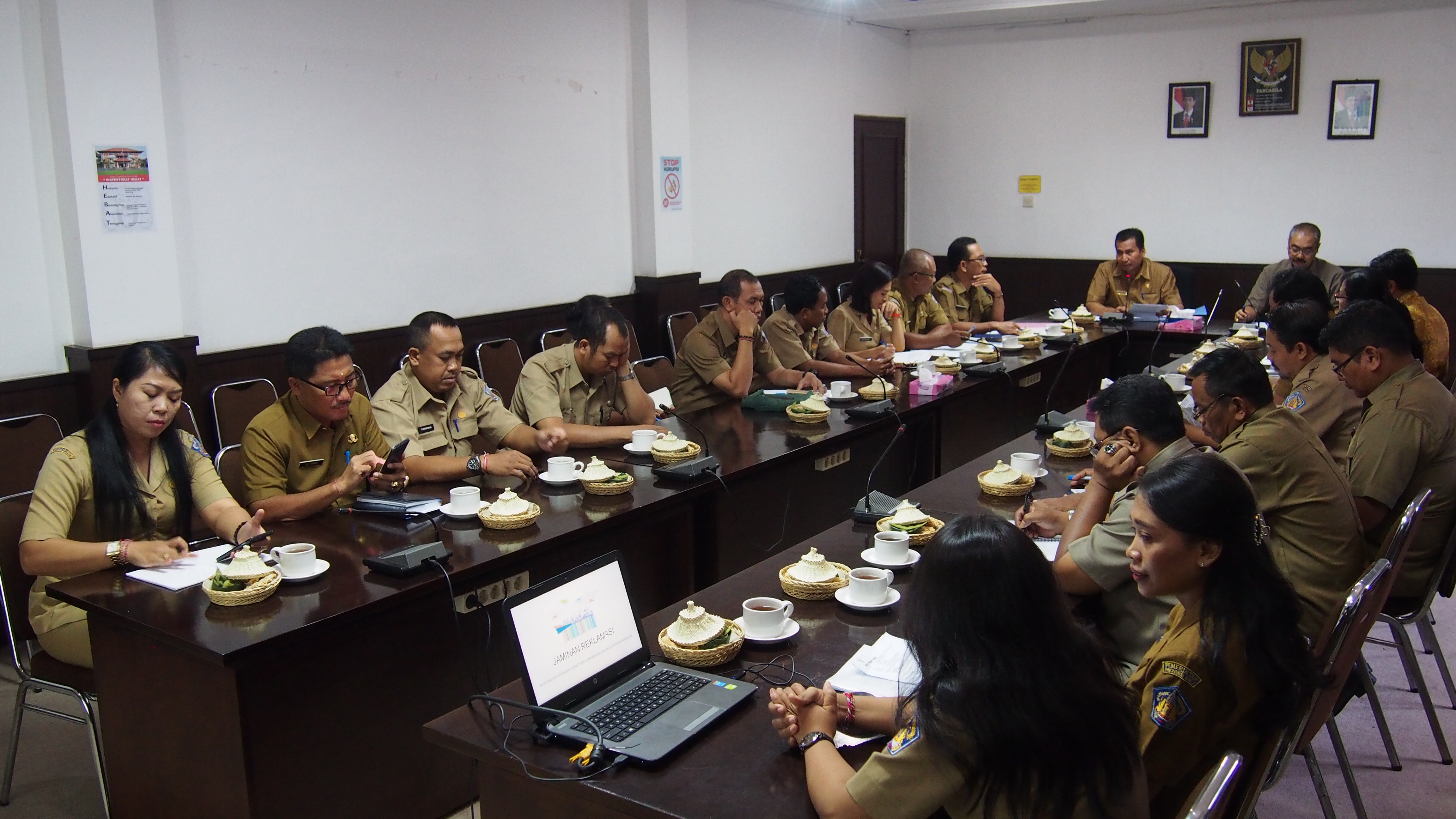 Koordinasi Kewenangan terkait Uang Jaminan Reklamasi Kabupaten Karangasem.