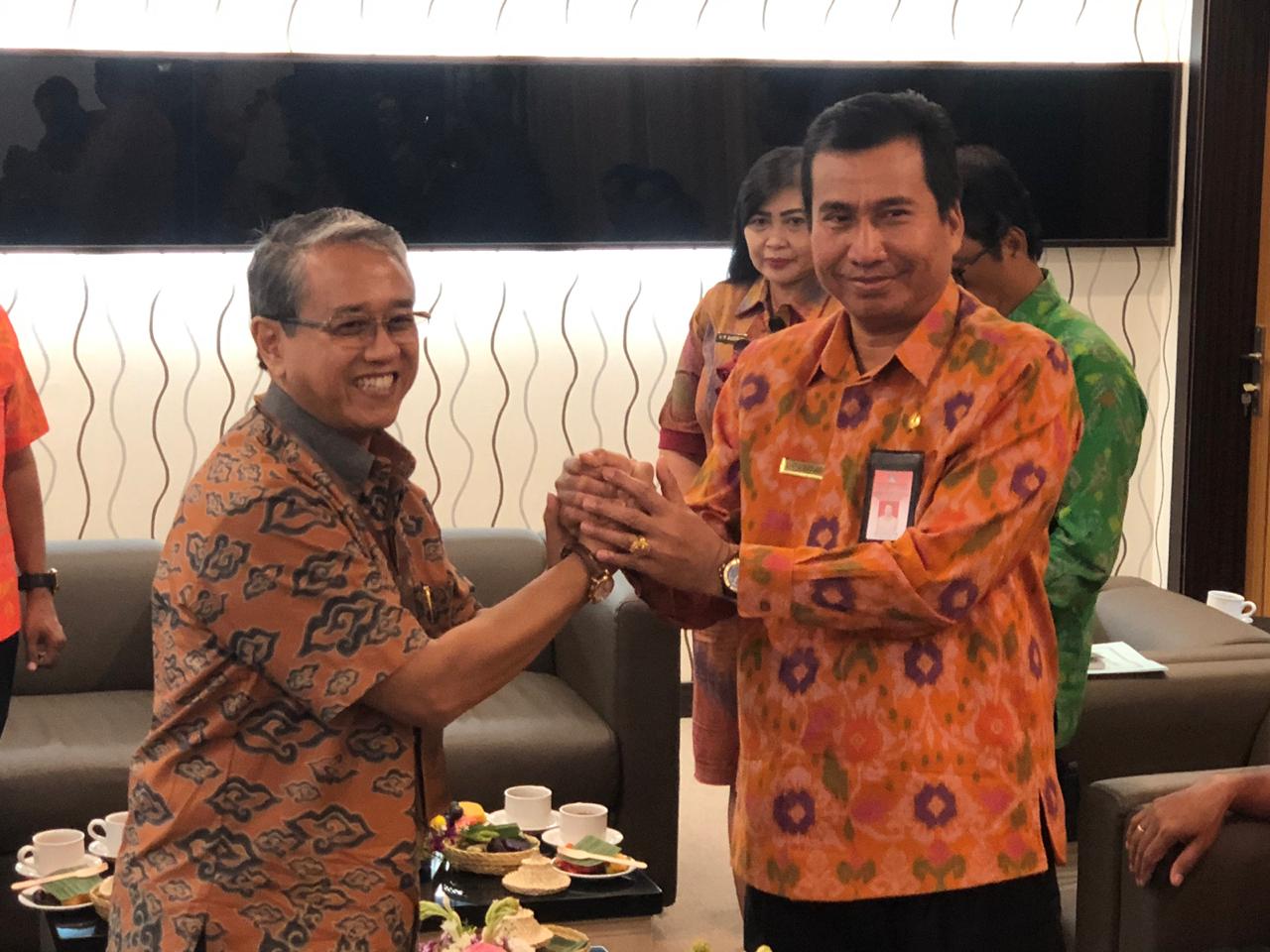 Penandatanganan Nota Kesepahaman dan Perjanjian Kerja Sama antara Pemerintah Provinsi Bali dengan Badan Pusat Statistik Provinsi Bali terkait kegiatan Survei Penilaian Integritas Tahun 2019.