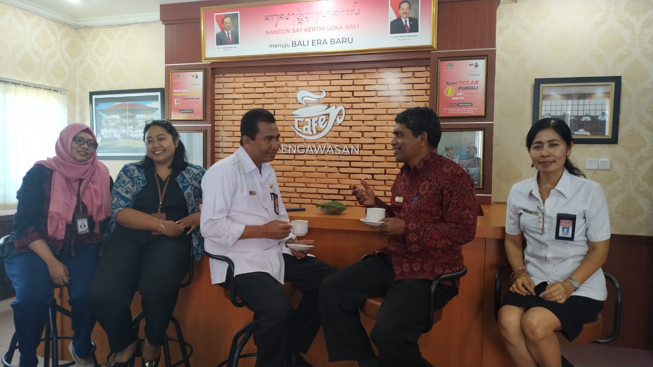 Menerima Kunjungan Tindak Lanjut Komitmen Penguatan Pengelolaan Pengaduan Layanan Publik
