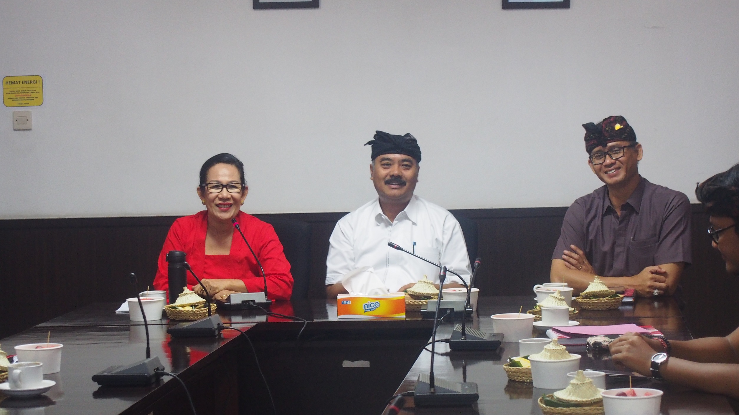 Inspektorat Provinsi Bali menerima kunjungan evaluasi Tim Gerakan Disiplin Nasional (GDN) Provinsi Bali