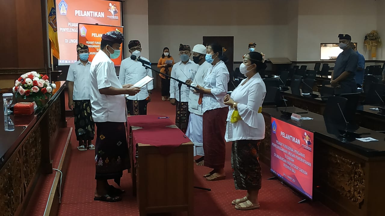 Pelantikan dan Pengambilan Sumpah/Janji Jabatan Pejabat Pengawas Urusan Pemerintahan Daerah (PPUPD)
