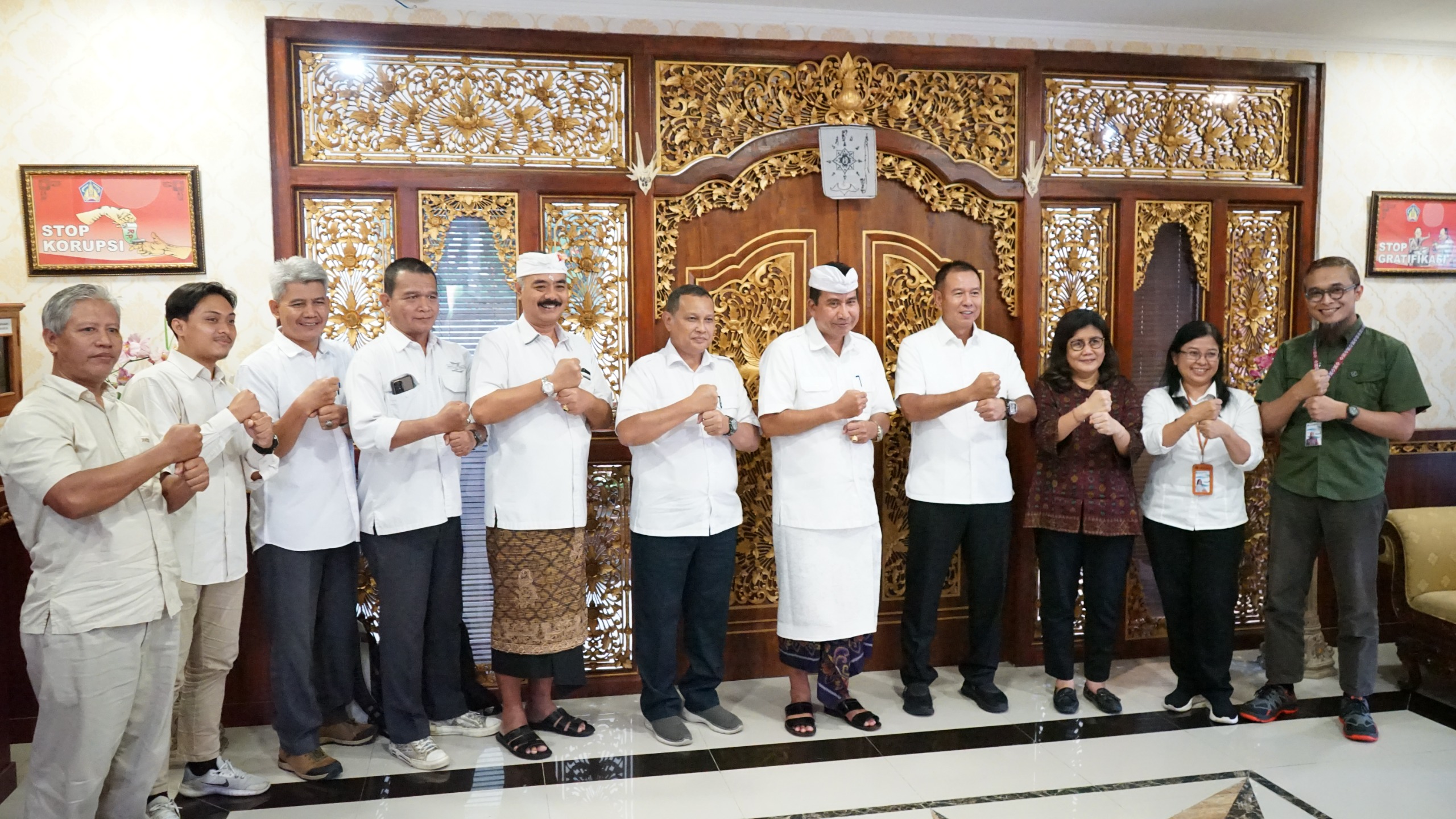Menerima Kunjungan dari Inspektur Utama Kementerian Lingkungan Hidup beserta Tim