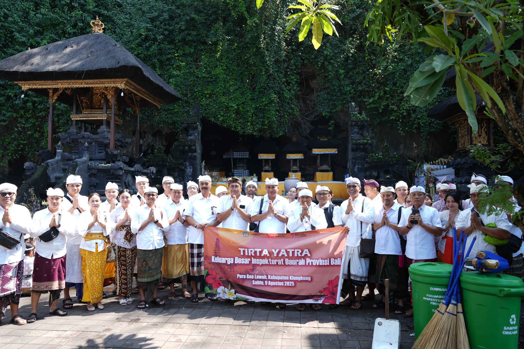 Tirta Yatra ke Pura Goa Lawah, Kabupaten Klungkung