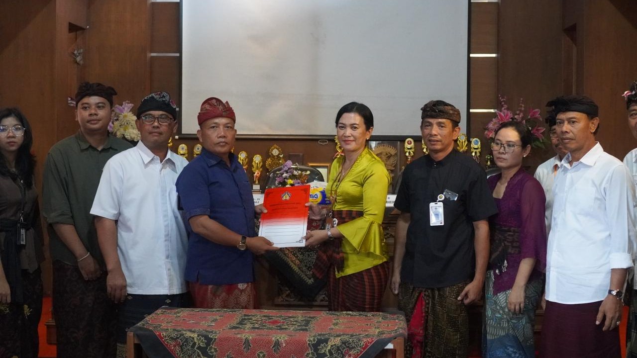 Monitoring dan Evaluasi Desa Antikorupsi di Desa Peliatan, Kecamatan Ubud, Kabupaten Gianyar