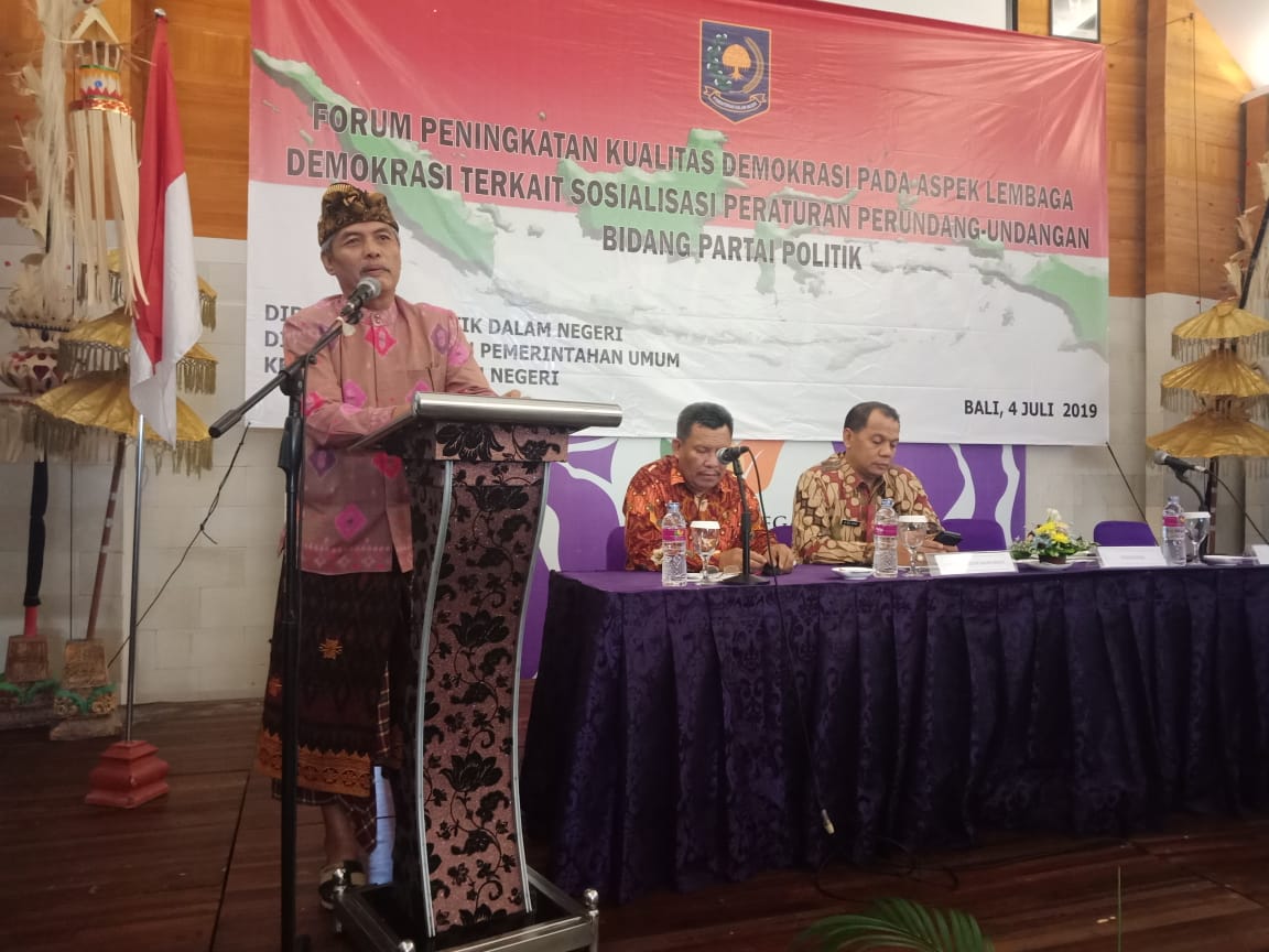 KEGIATAN FORUM PENINGKATAN KUALITAS DEMOKRASI PADA ASPEK LEMBAGA DEMOKRASI DI PROVINSI BALI