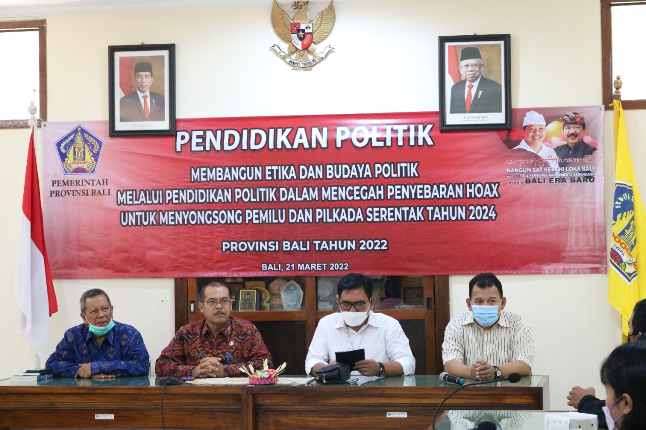 Tangkal Hoax Songsong Pemilu dan Pilkada, Badan KESBANGPOL Bali berikan Pendidikan Politik