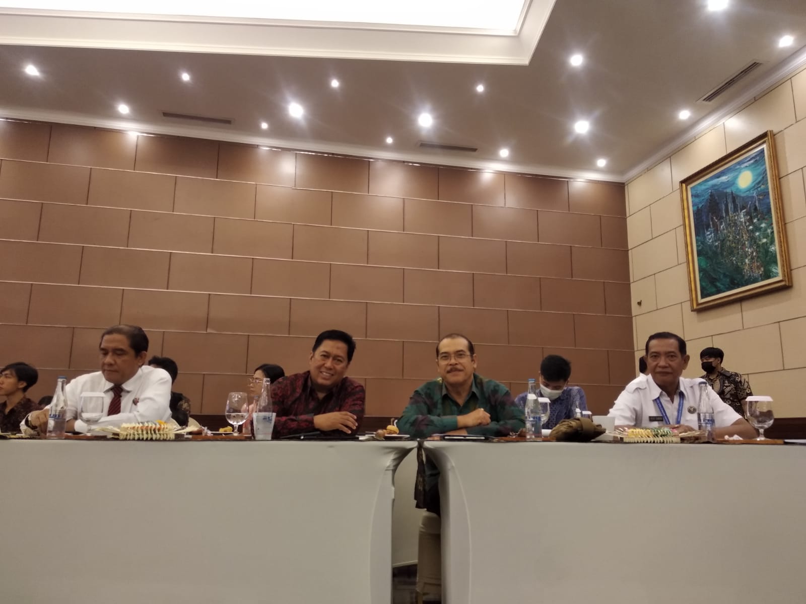 Badan KESBANGPOL Hadiri Rapat Implementasi RAN P4GN untuk Wilayah Indonesia bagian Tengah di Kuta.