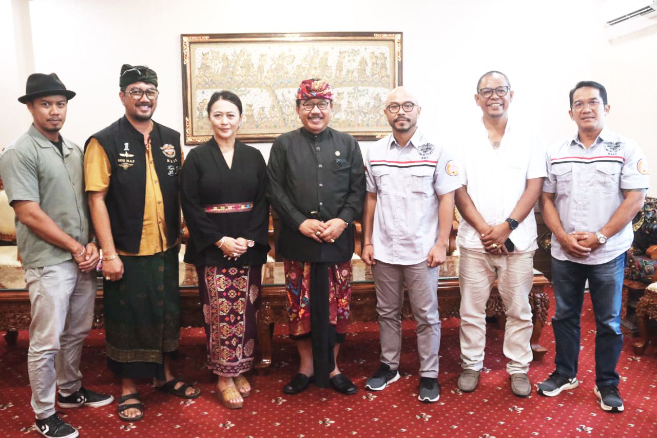 KESBANGPOL Bali dampingi Wakil Gubernur Bali menerima Pengurus Daerah HDCI Bali