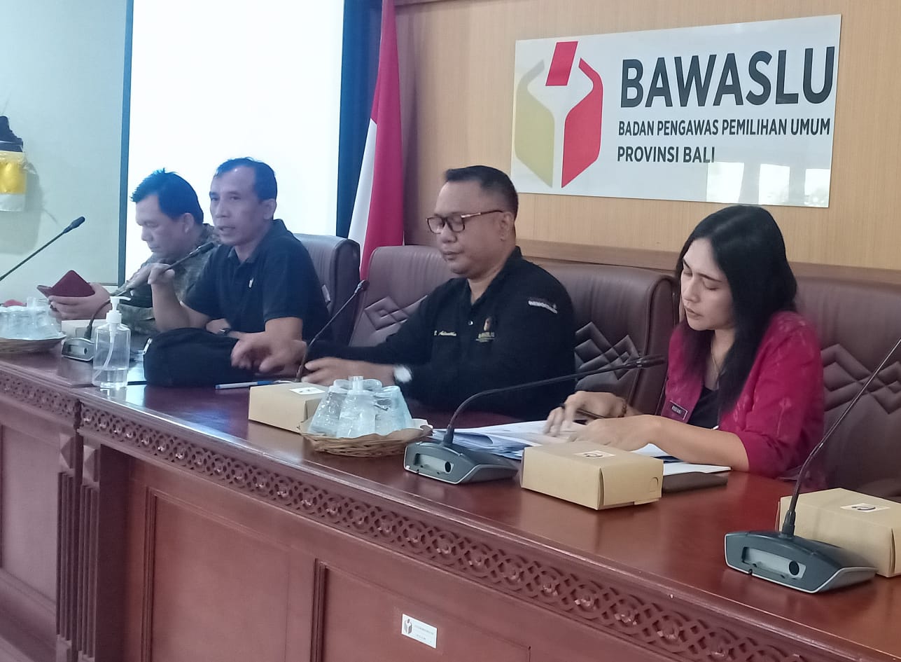 Rapat Konsolidasi Kelembagaan dalam rangka Pengawasan Tahapan Pemilu Tahun 2024
