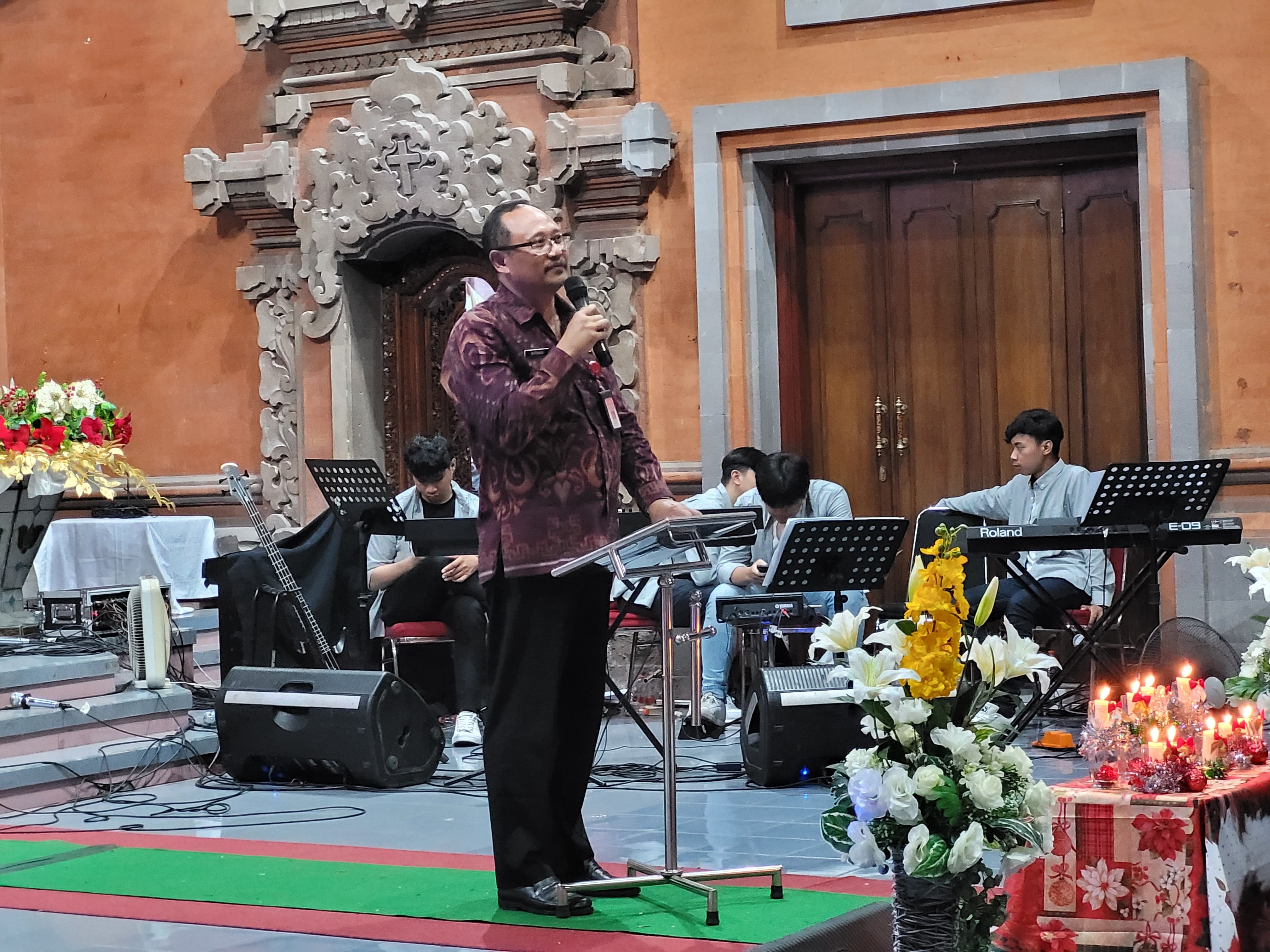 Kaban KESBANGPOL Hadiri Perayaan Natal Bersama Tahun 2023 Yayasan NSBK