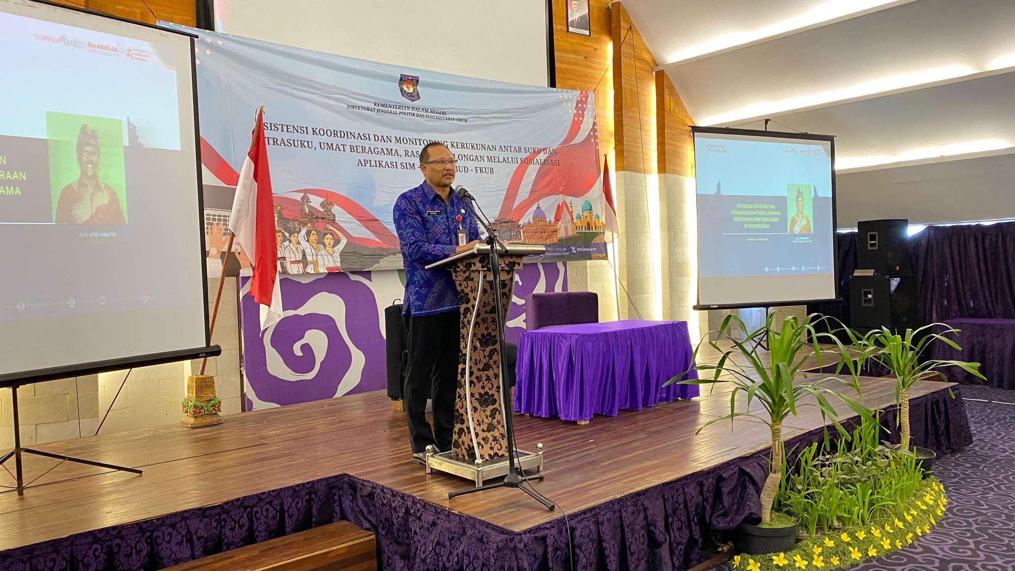 Kaban Kesbangpol Bali Buka Kegiatan Sosialisasi SIM-Ekososbud