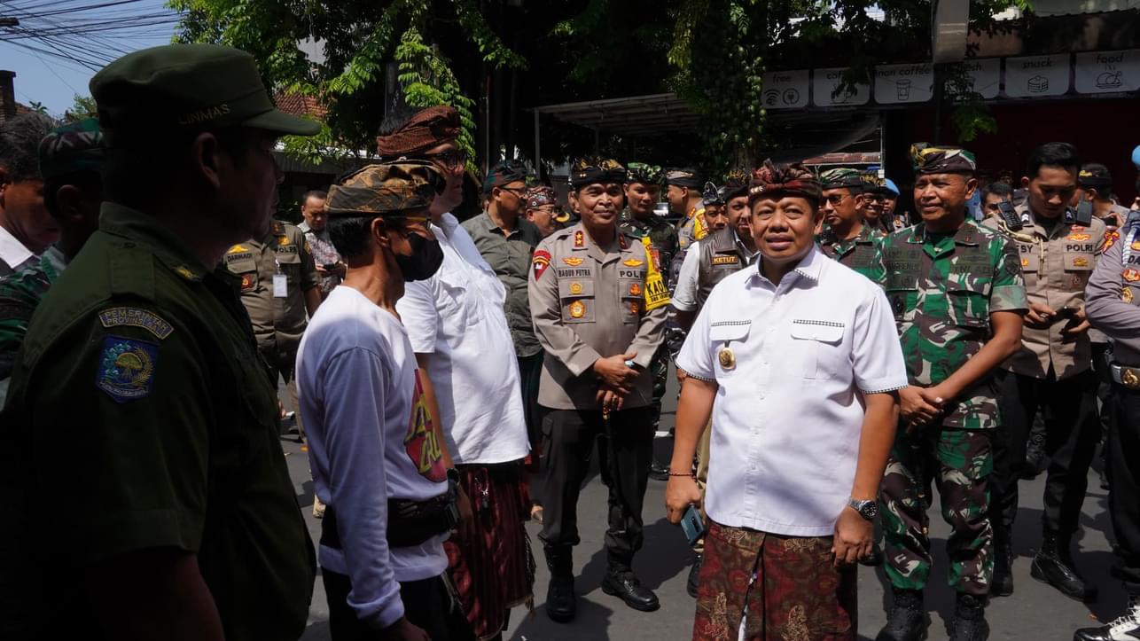 Pantau Situasi Pemilu, Kaban Kesbangpol Dampingi Pj. Gubernur Bali.