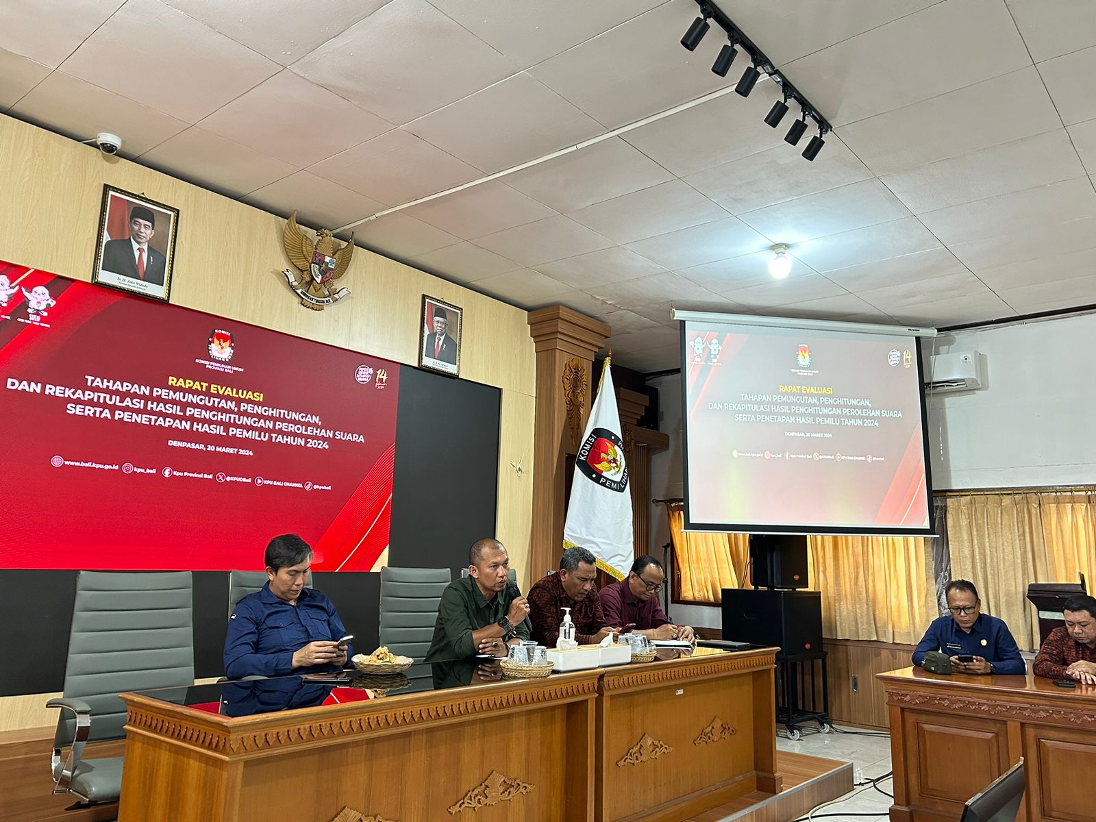Kesbangpol Bali Hadiri Rapat Evaluasi Tahapan Pemungutan, Penghitungan dan Rekapitulasi Hasil Penghitungan Perolehan Suara Serta Penetapan Hasil Pemilu Tahun 2024.