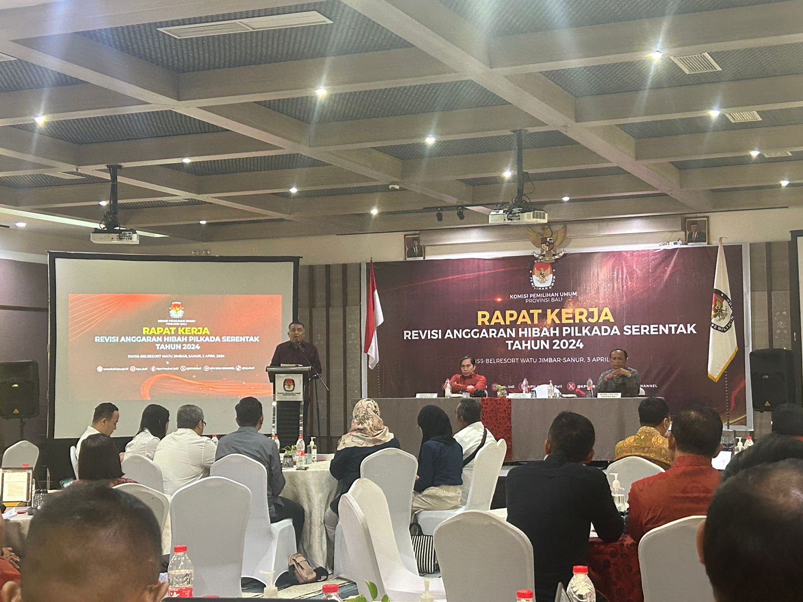 Rapat Kerja Revisi Anggaran Hibah Pilkada Serentak Tahun 2024