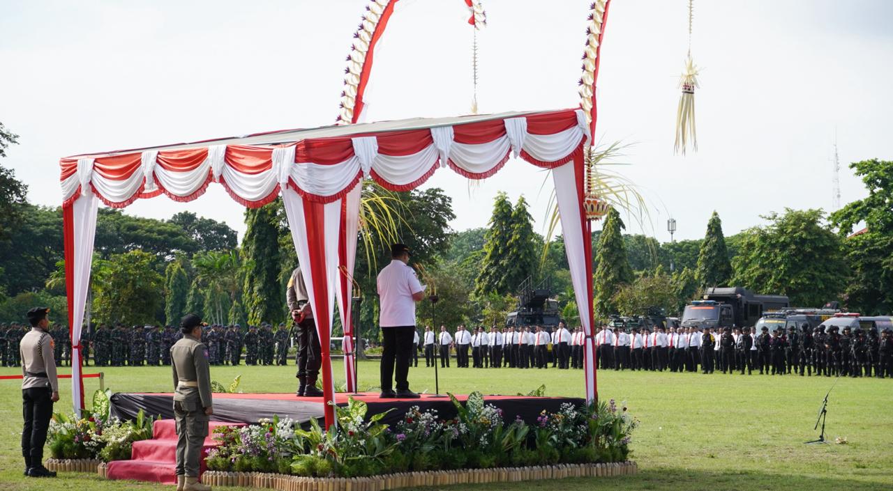 Pj. Gubernur Bali Pimpin Apel Gelar Pasukan Ketupat Agung