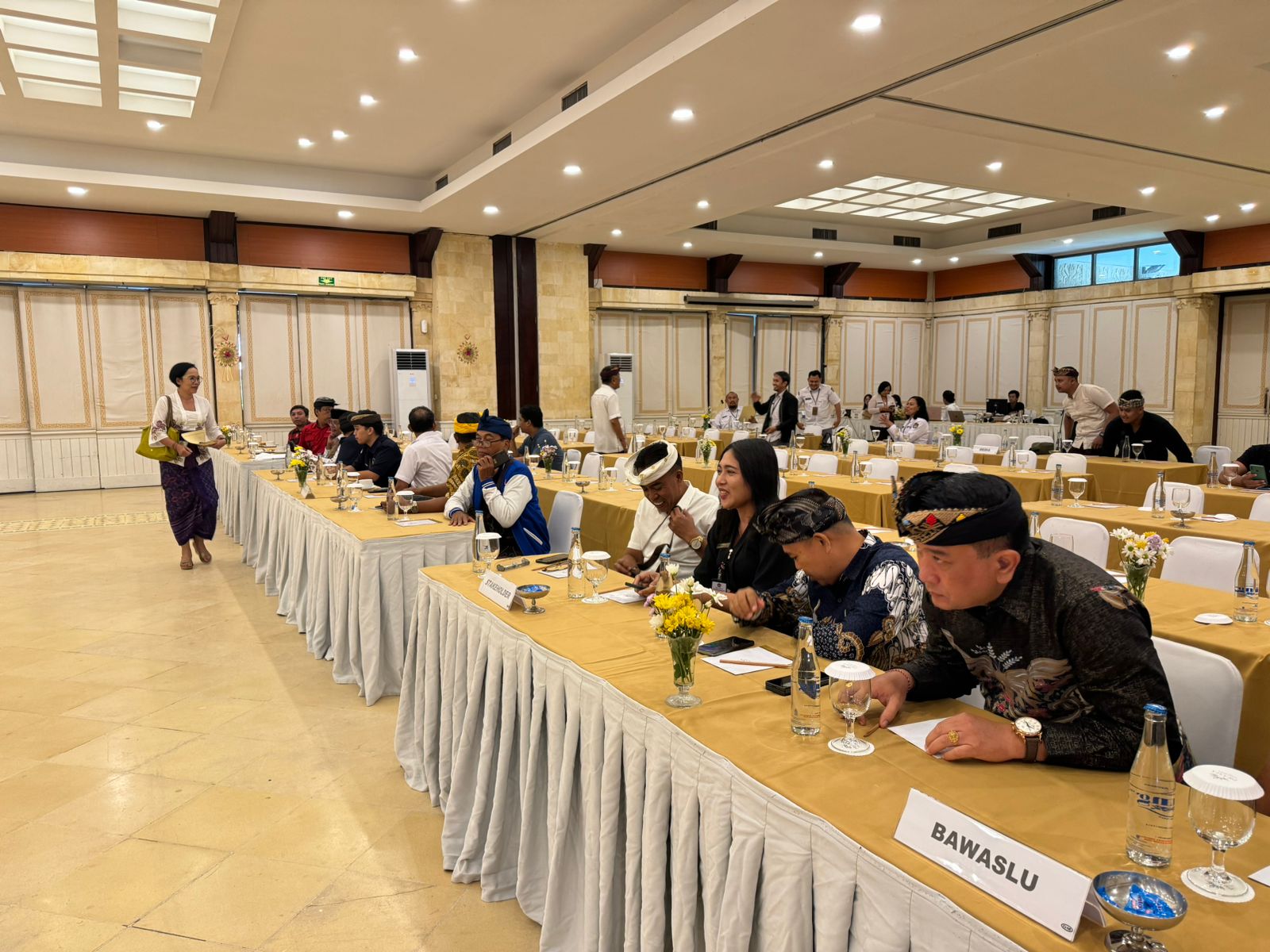 Rapat Pleno Terbuka Penetapan Perolehan Kursi dan Calon Terpilih Anggota DPRD Provinsi Bali dalam Pemilu Tahun 2024