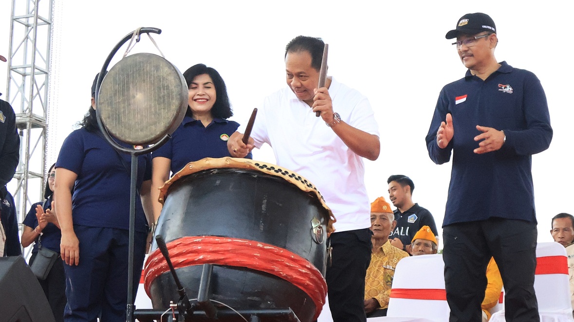 Pj. Gubernur Bali Resmi Buka Bhakti Sosial Ngrombo ke-44 dalam rangka Bulan Kebangsaan di Provinsi Bali Tahun 2024