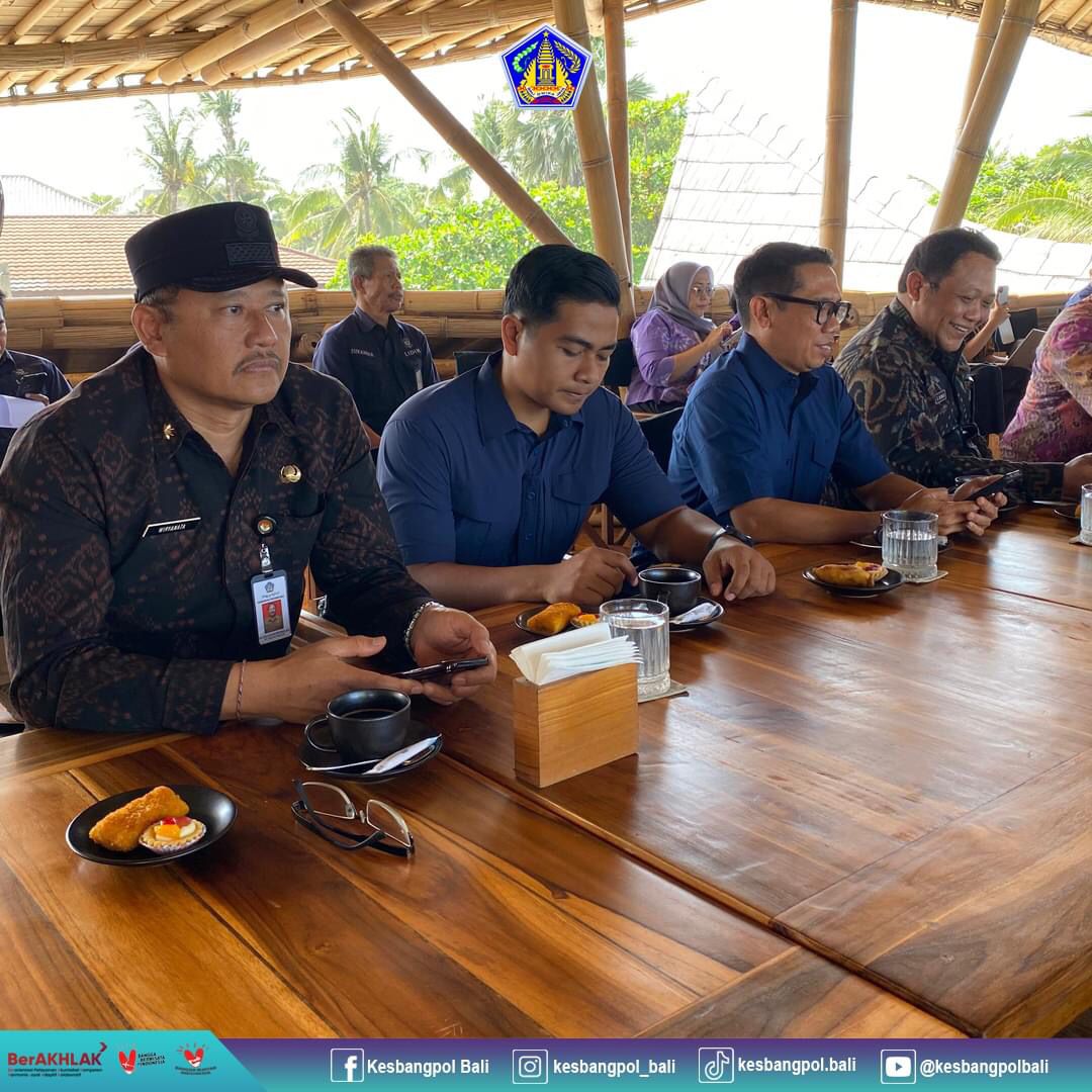 Tim Terpadu Pembinaan dan Pengawasan Pembangunan Provinsi Bali Kunjungan ke Finns Beach Club