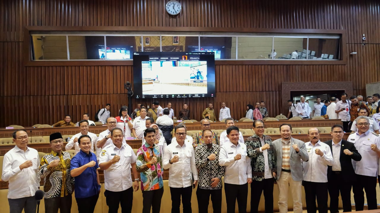 Pj. Gubernur Bali Paparkan Kesiapan Bali Sukseskan Pilkada Serentak 2024 di Komisi II DPR RI