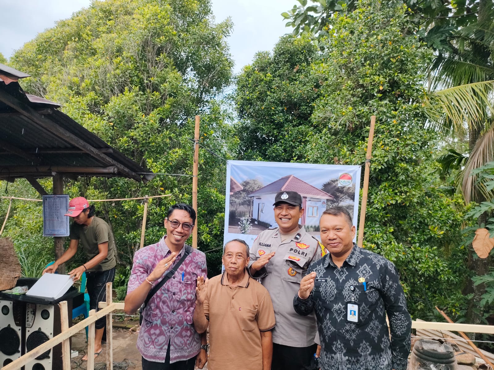 Badan Kesbangpol Bali Hadiri Kegiatan Santunan Pembangunan Rumah Syukur Hari Pahlawan Layak Huni