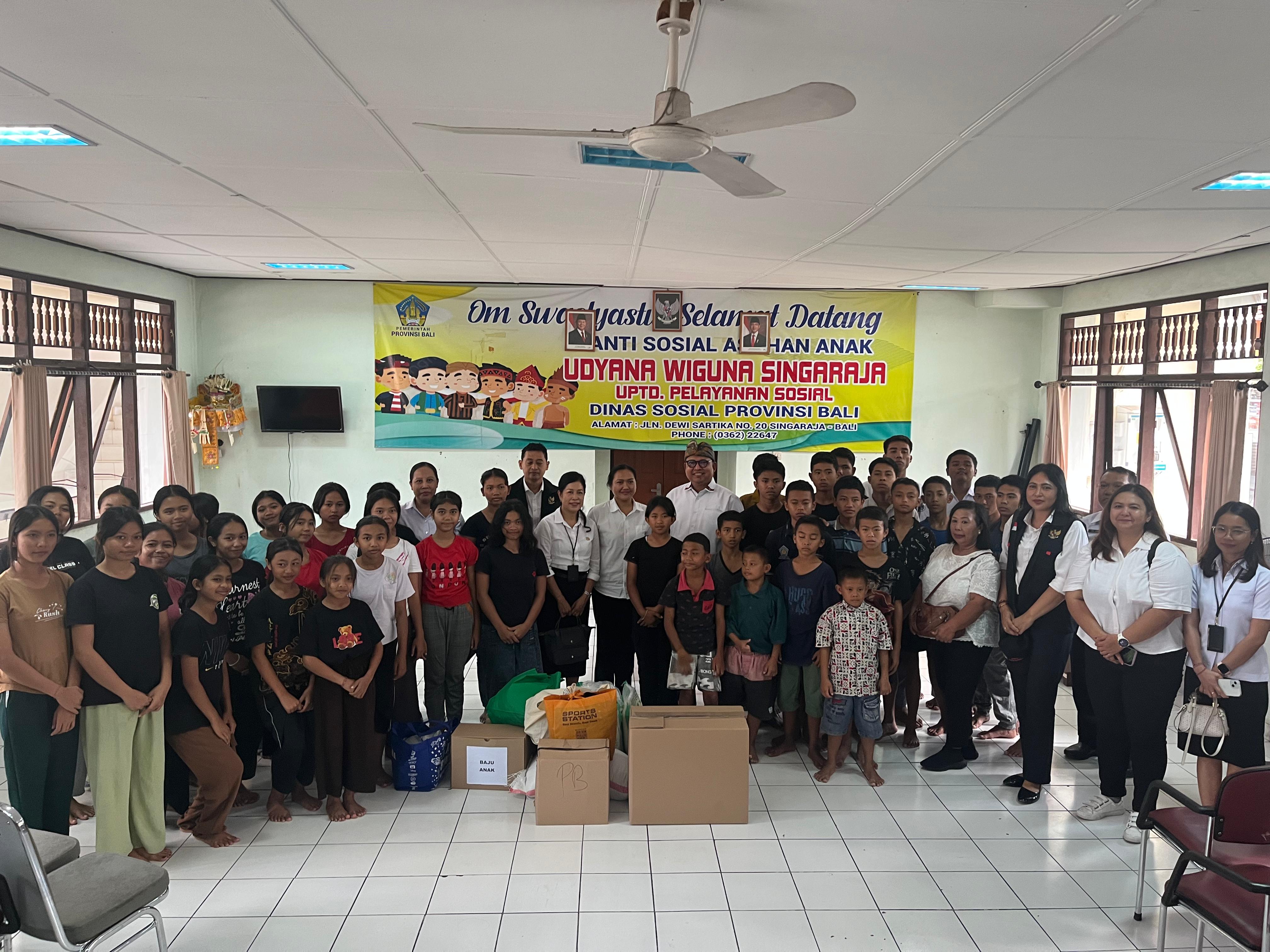 Badan KESBANGPOL Bali Kunjungi Panti Sosial Asuhan Anak di Singaraja