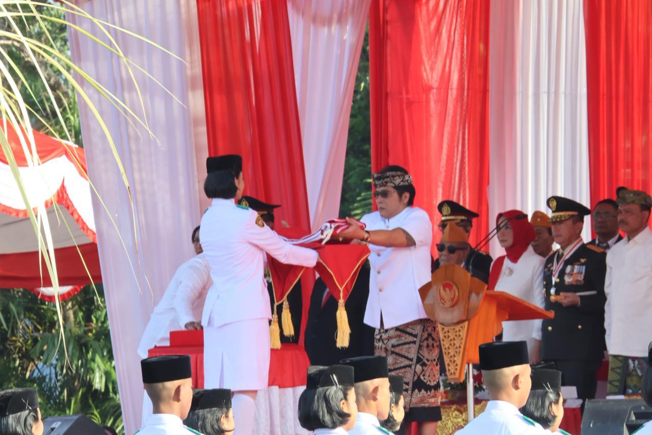 Wagub Giri Prasta Pimpin Apel Peringatan HUT ke-80 Kemerdekaan RI di Provinsi Bali Tahun 2025