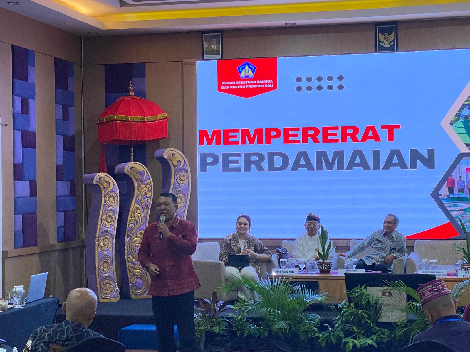 Kesbangpol Bali diundang sebagai Narsum pada FGD Strategi Kolaborasi dalam Membangun Keharmonisan antar Warga di lingkungan Multikultural
