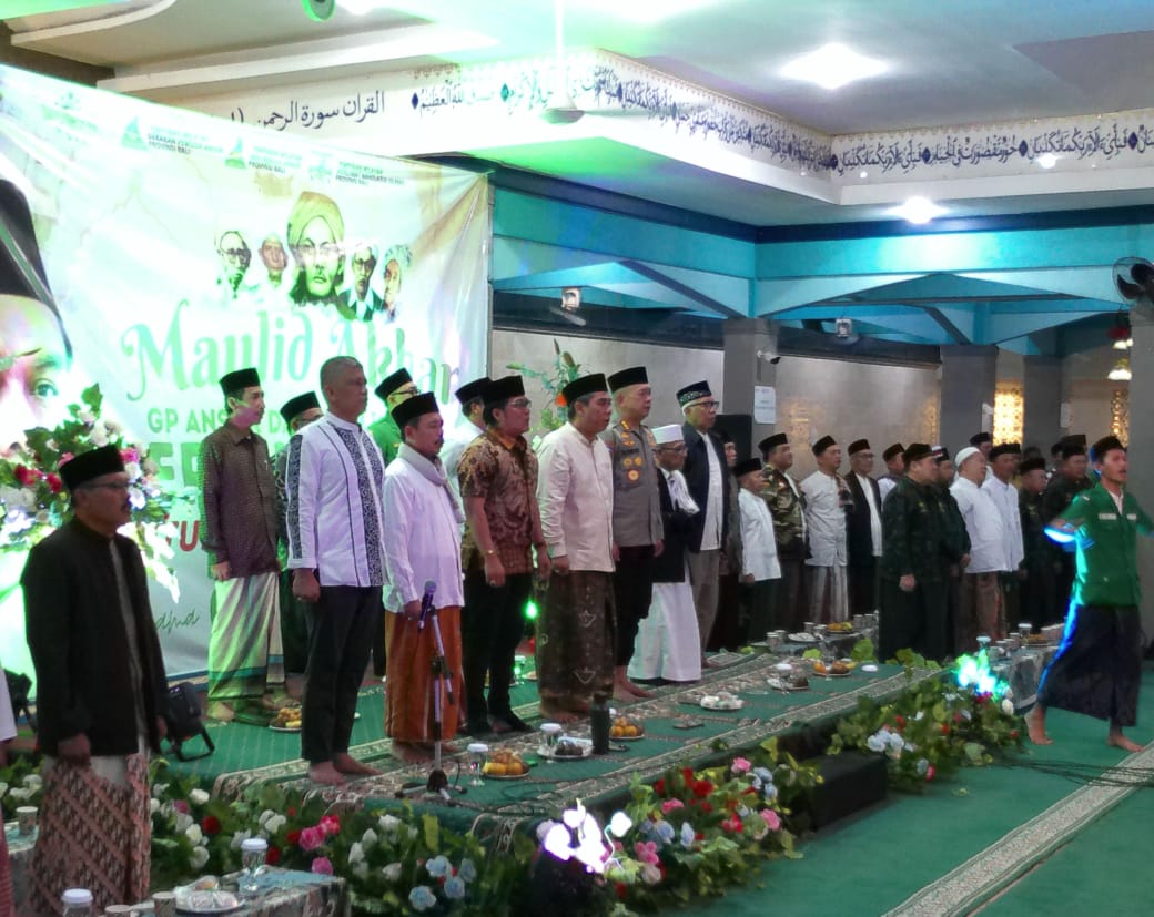 Hadiri Maulid Nabi, Wagub Giri Prasta Gaungkan Empat Pilar Kebangsaan di Masjid Al-Ihsaan