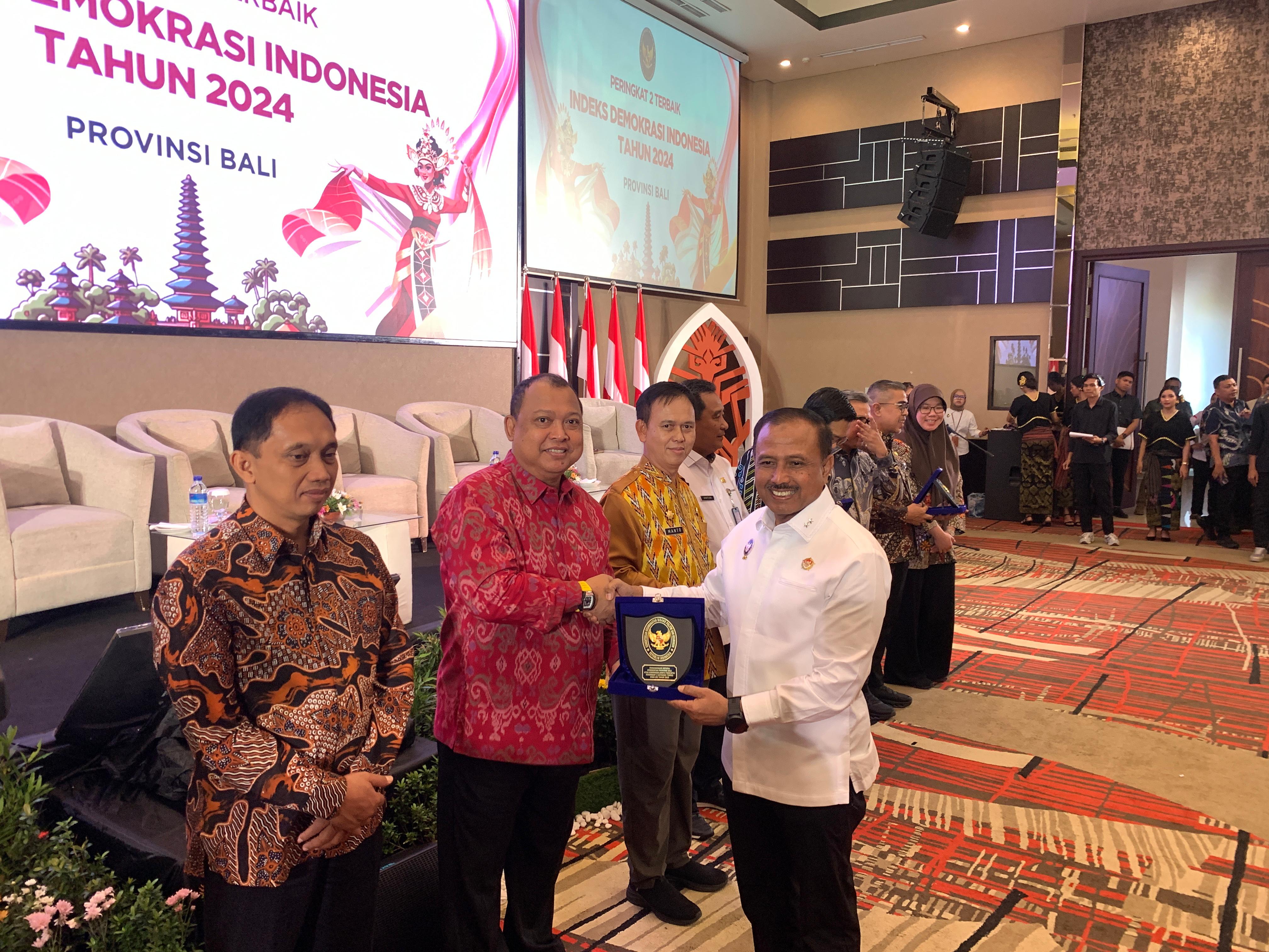 Provinsi Bali Raih Terbaik 2 IDI tahun 2024
