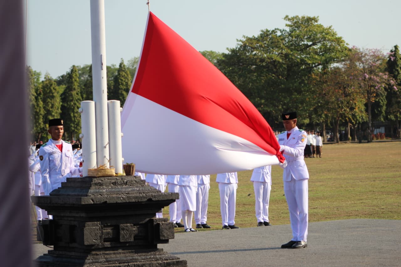 Upacara Penurunan Bendera HUT ke-81 RI di Puputan Margarana Berlangsung Khidmat