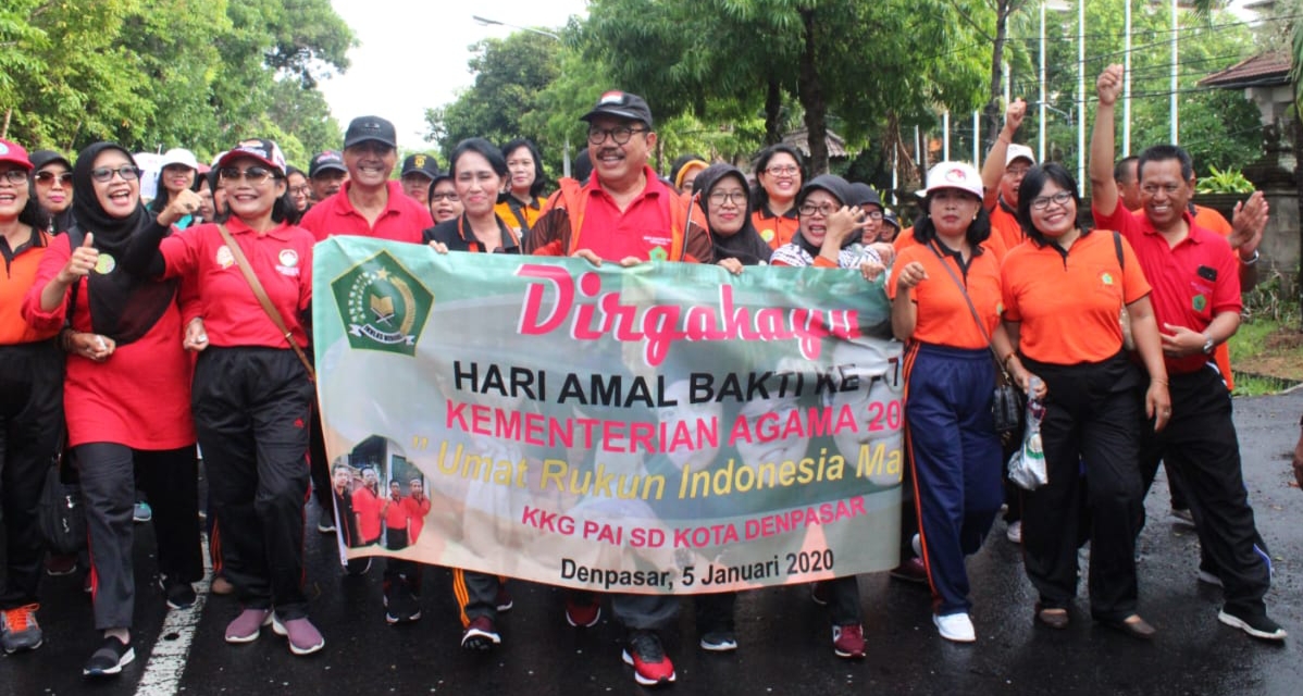 Wagub Cok Ace Ajak Masyarakat  Perkuat Kerukunan Antar Umat Beragama