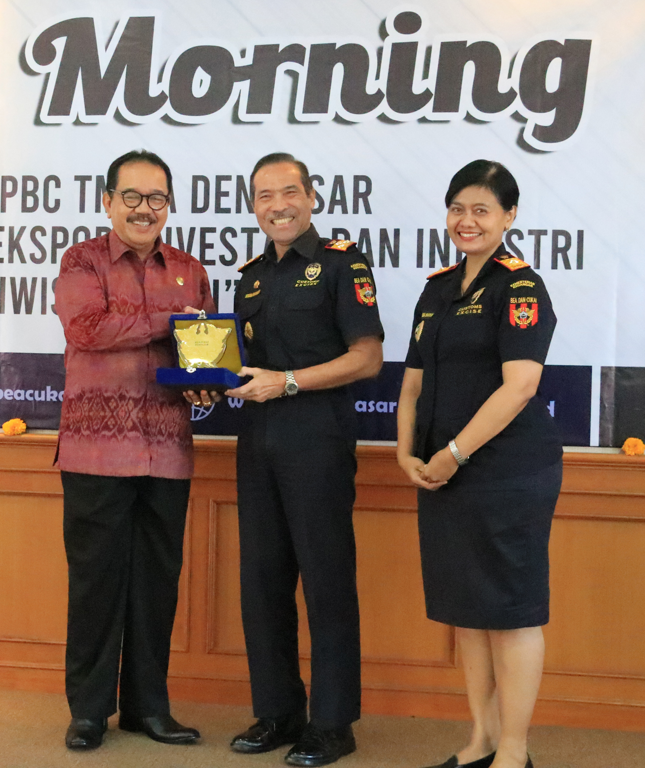 Hadiri Coffee Morning “Peran KPPBC TMP A”, Wagub Cok Ace Harap Produksi Lokal Miliki Perlindungan