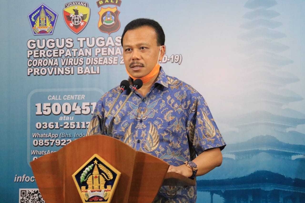 Sekda Dewa Indra Tegaskan Tidak Ada Instruksikan Warga Boleh Keluar Rumah untuk Bekerja
