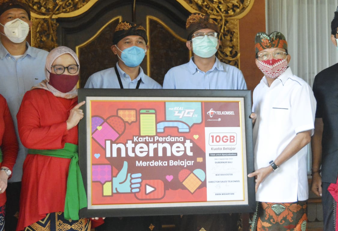 Gubernur Koster Harap Pembelajaran Daring Masa Pandemi Dijadikan Momentum Pendidikan Menuju Digitalisasi