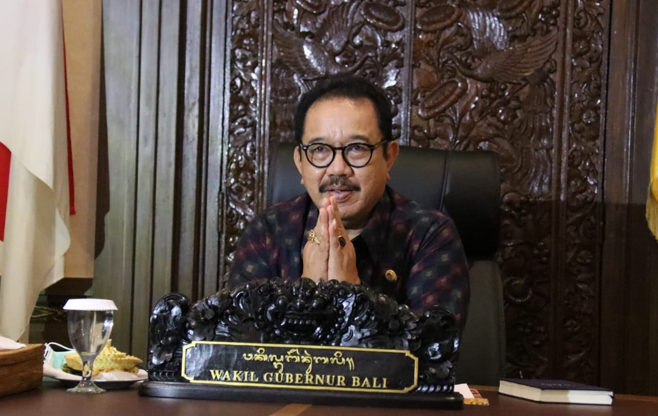Wagub Cok Ace Paparkan Kesiapan Pariwisata Bali di Era Tatanan Kehidupan Normal Baru kepada Anggota Bhayangkari seluruh Indonesia